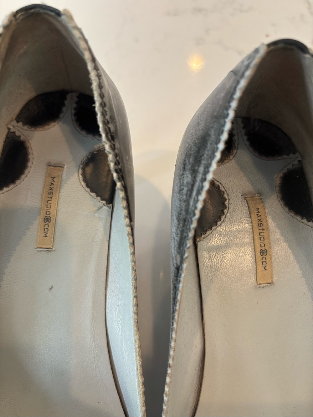 Max Studio Metallic Silver and Black Low Heel Pumps SW - Picture 5 of 11